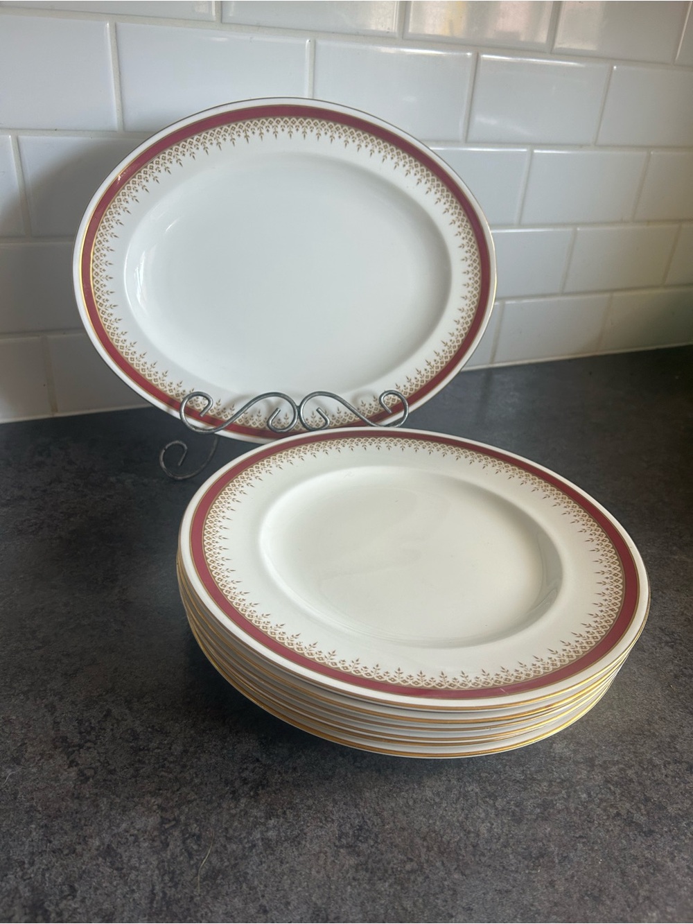 6 Shelley Stafford Dinner Plates with serving platter “H12643”